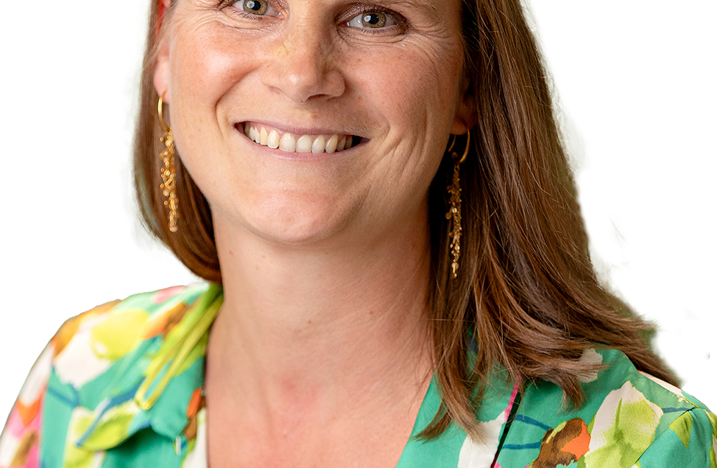 EVA DAVENPORT – Gerente de Congresos en la Sociedad Europea de Cardiología (ESC)